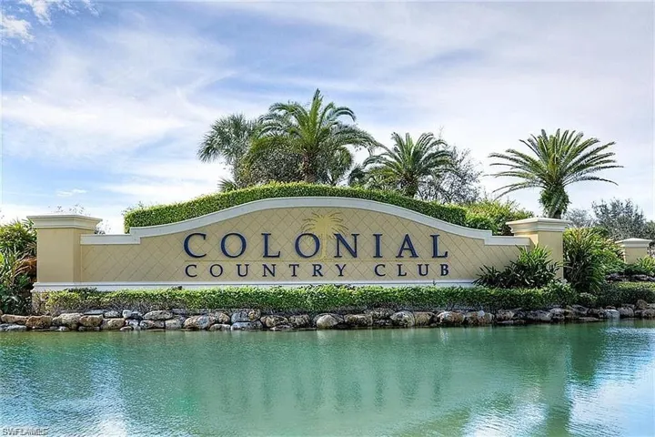 10018 Oakhurst Way, Fort Myers, Florida 33913