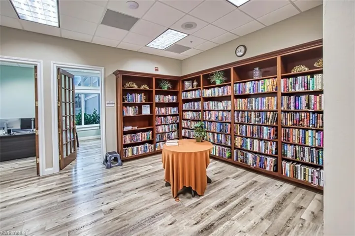 10018 Oakhurst Way, Fort Myers, Florida 33913