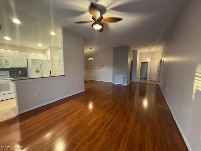 10018 Oakhurst Way, Fort Myers, Florida 33913