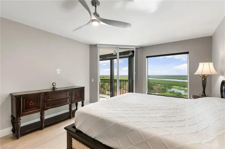 1060 Borghese Ln 902, Naples, Florida 34114