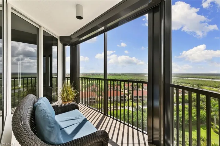 1060 Borghese Ln 902, Naples, Florida 34114