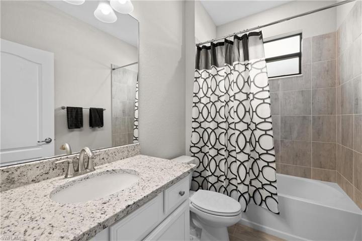 17481  Cabrini  WAY, Estero, FL 33928