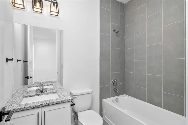 1515  Nelson N RD, Cape Coral, FL 33993
