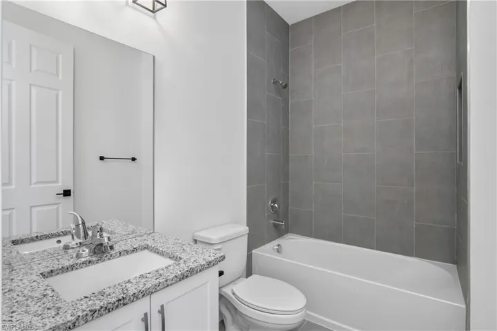 1515  Nelson N RD, Cape Coral, FL 33993