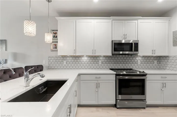 7619  Morgan  WAY, Naples, FL 34119
