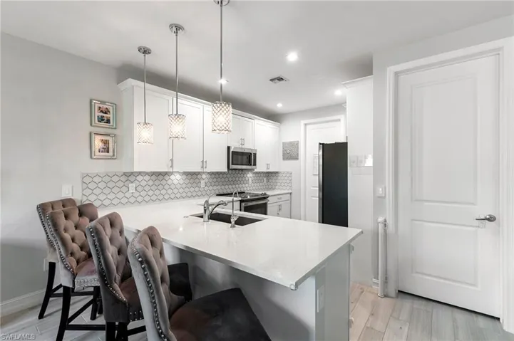 7619  Morgan  WAY, Naples, FL 34119
