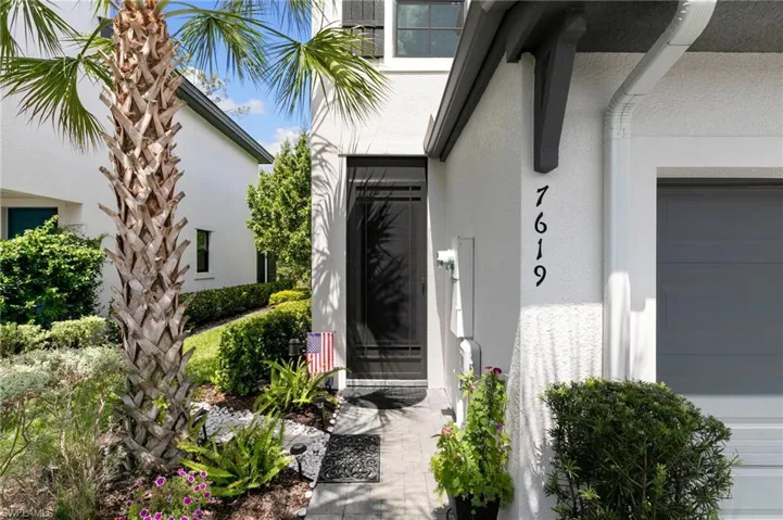 7619  Morgan  WAY, Naples, FL 34119