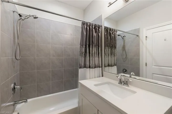 7619  Morgan  WAY, Naples, FL 34119