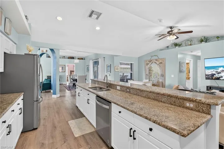775 Arundel Cir, Fort Myers, Florida 33913