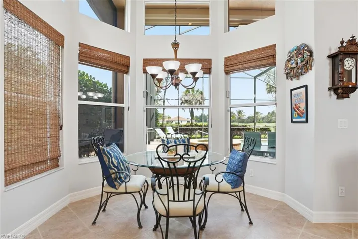 2033 Isla De Palma Cir, Naples, Florida 34119