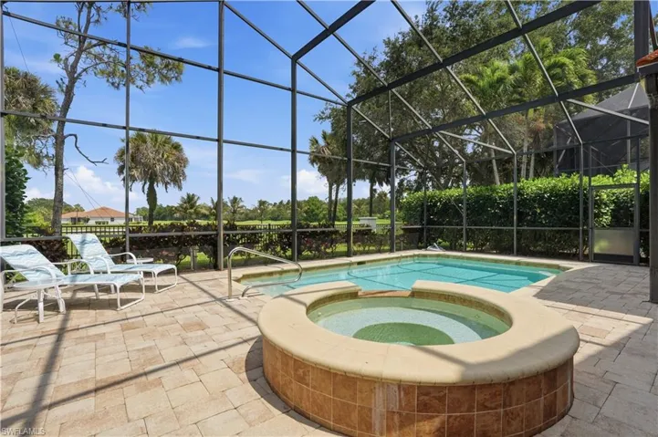 2033 Isla De Palma Cir, Naples, Florida 34119