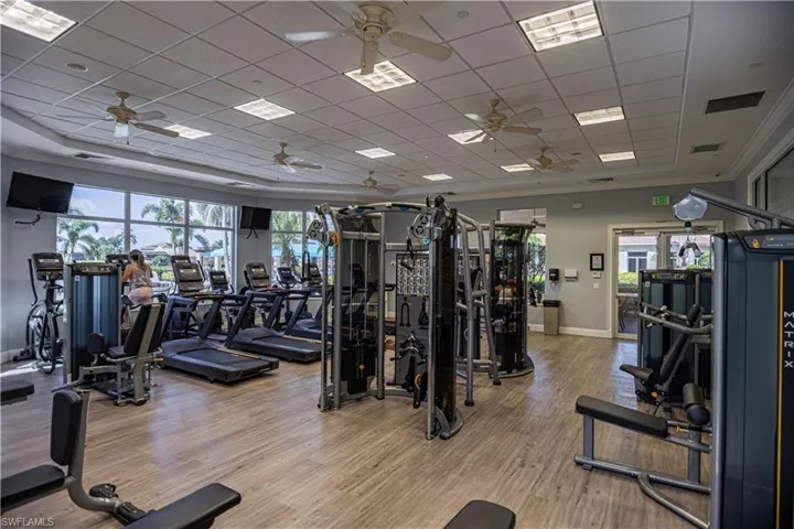 2033 Isla De Palma Cir, Naples, Florida 34119