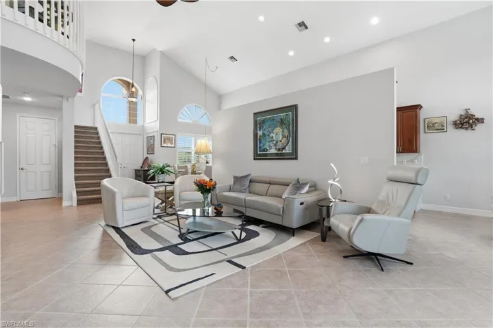 2033 Isla De Palma Cir, Naples, Florida 34119