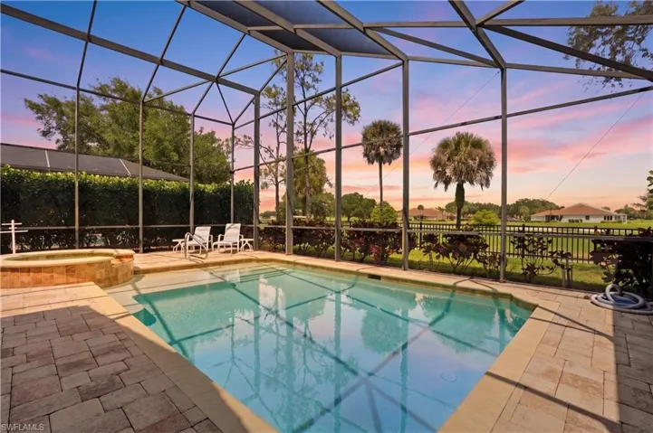 2033 Isla De Palma Cir, Naples, Florida 34119