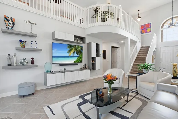2033 Isla De Palma Cir, Naples, Florida 34119