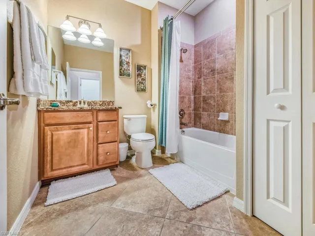 9484 Casoria Ct 201, Naples, Florida 34113