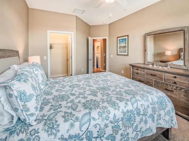 9484 Casoria Ct 201, Naples, Florida 34113