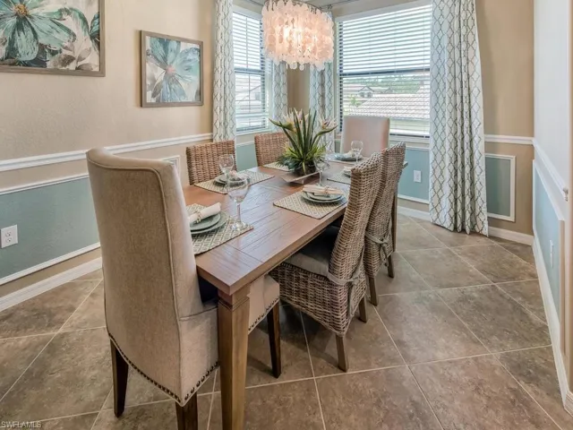 9484 Casoria Ct 201, Naples, Florida 34113