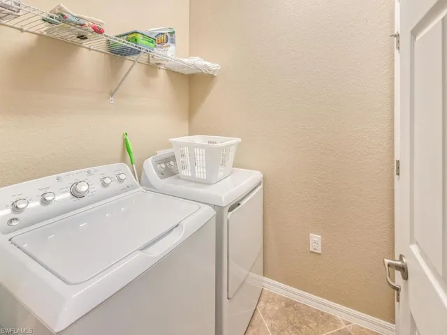 9484 Casoria Ct 201, Naples, Florida 34113