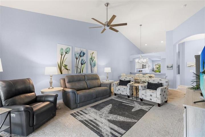 8322  Ibis Cove  CIR, Naples, FL 34119
