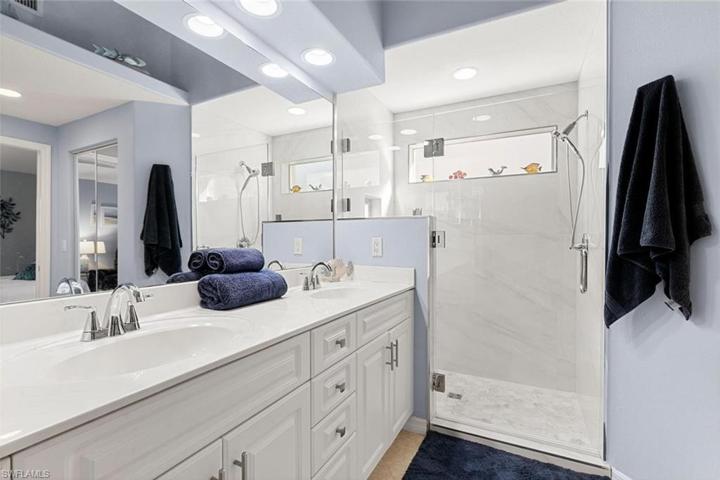 8322  Ibis Cove  CIR, Naples, FL 34119