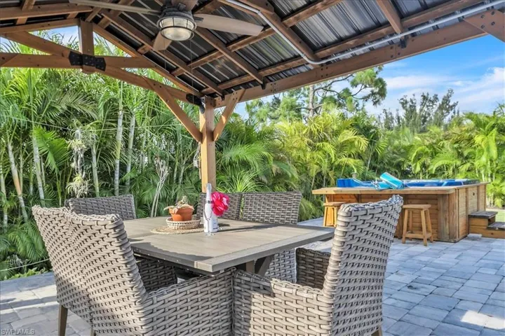 3233 Nw 21st St, Cape Coral, Florida 33993