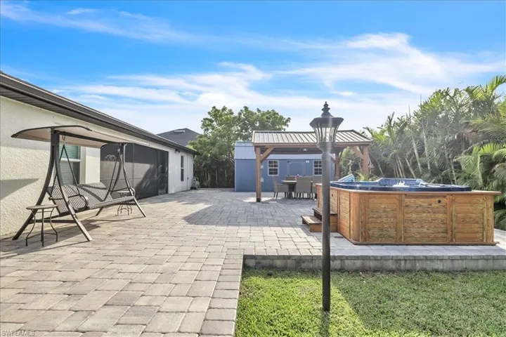 3233 Nw 21st St, Cape Coral, Florida 33993