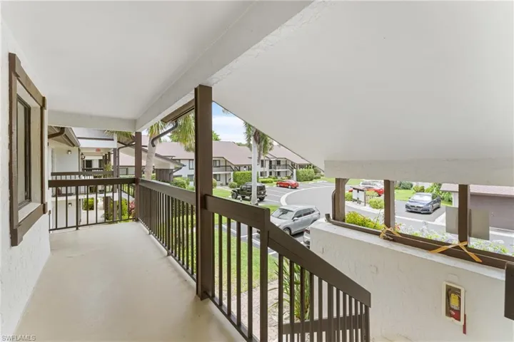 700 Misty Pines Cir 204, Naples, Florida 34105