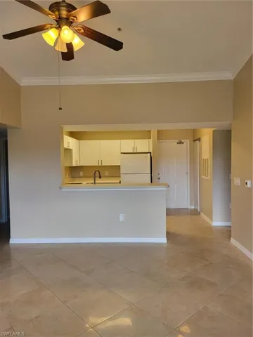8288 Key Royal Ln 1431, Naples, Florida 34119