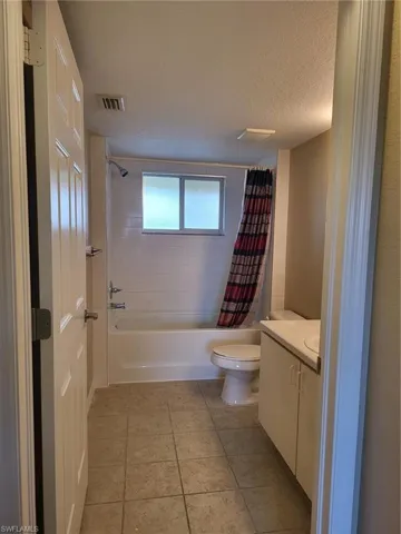 8288 Key Royal Ln 1431, Naples, Florida 34119