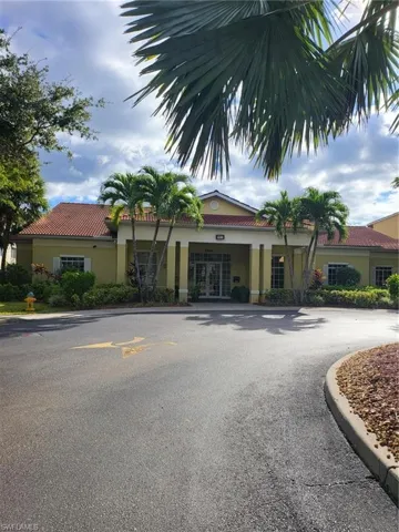 8288 Key Royal Ln 1431, Naples, Florida 34119