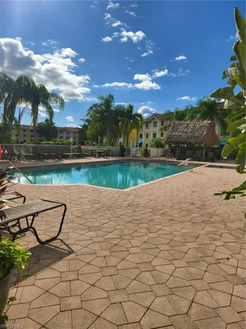 8288 Key Royal Ln 1431, Naples, Florida 34119
