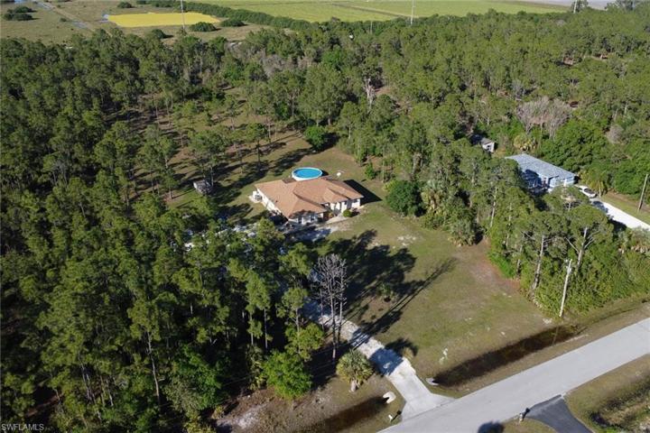 3545  72nd NE AVE, Naples, FL 34120