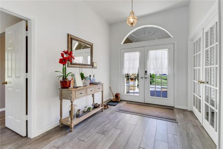 3545  72nd NE AVE, Naples, FL 34120