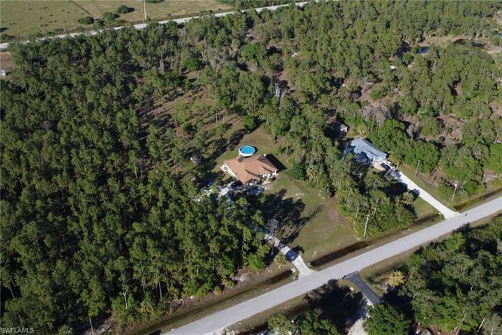 3545  72nd NE AVE, Naples, FL 34120