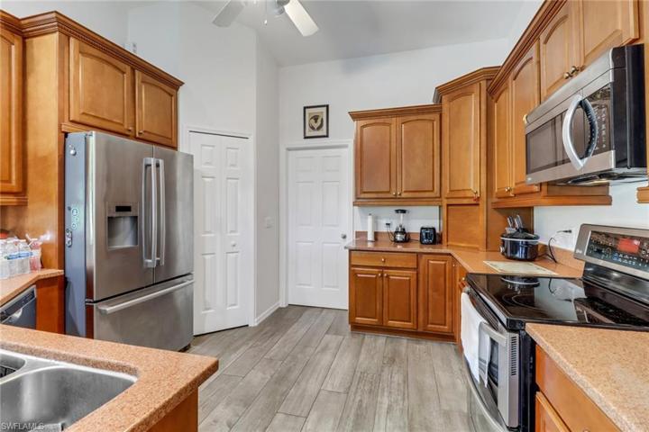 3545  72nd NE AVE, Naples, FL 34120