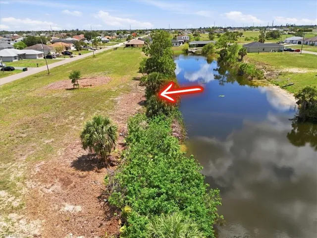 3000 Ne 1st Pl, Cape Coral, Florida 33909