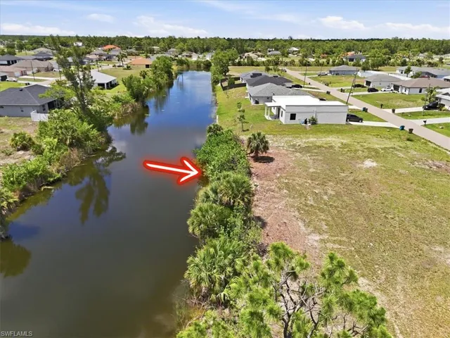 3000 Ne 1st Pl, Cape Coral, Florida 33909