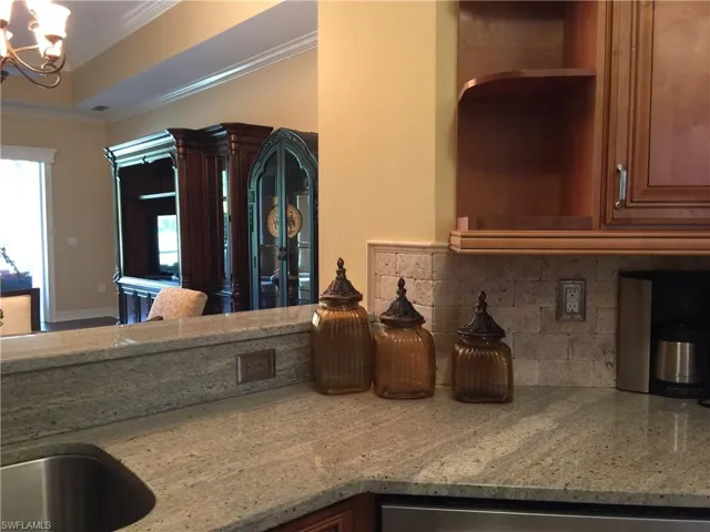 7943 Haven Dr 2, Naples, Florida 34104