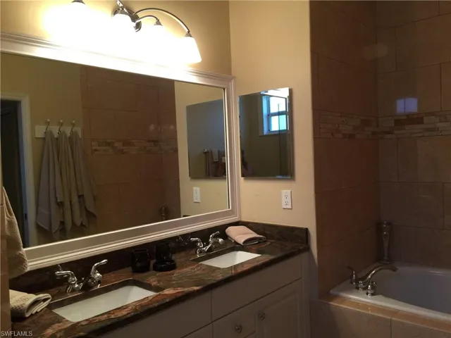 7943 Haven Dr 2, Naples, Florida 34104