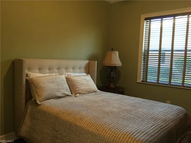 7943 Haven Dr 2, Naples, Florida 34104