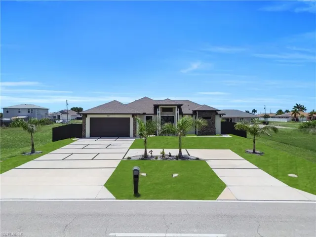1128 Nelson Rd N, Cape Coral, Florida 33993
