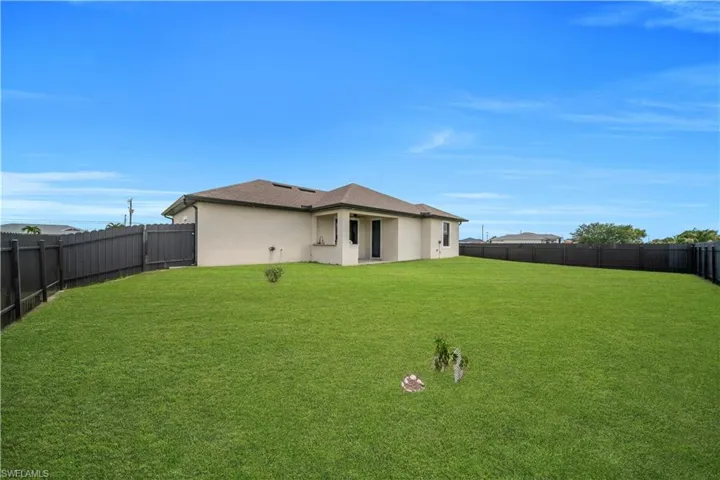 1128 Nelson Rd N, Cape Coral, Florida 33993