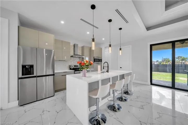 1128 Nelson Rd N, Cape Coral, Florida 33993