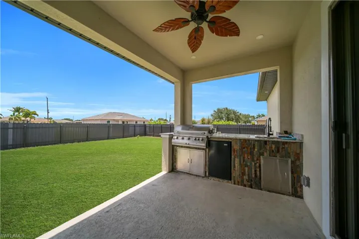 1128 Nelson Rd N, Cape Coral, Florida 33993