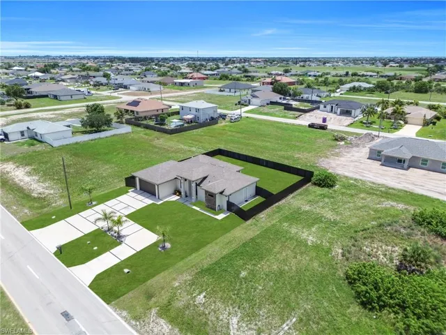 1128 Nelson Rd N, Cape Coral, Florida 33993