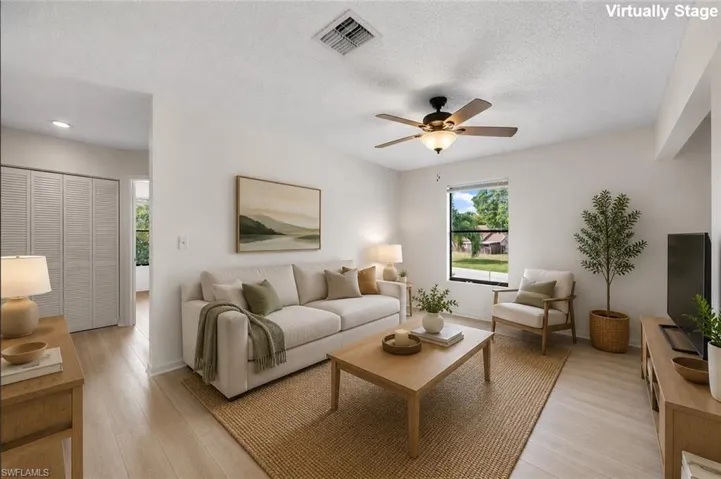 9265 Lake Park Dr 201, Fort Myers, Florida 33919