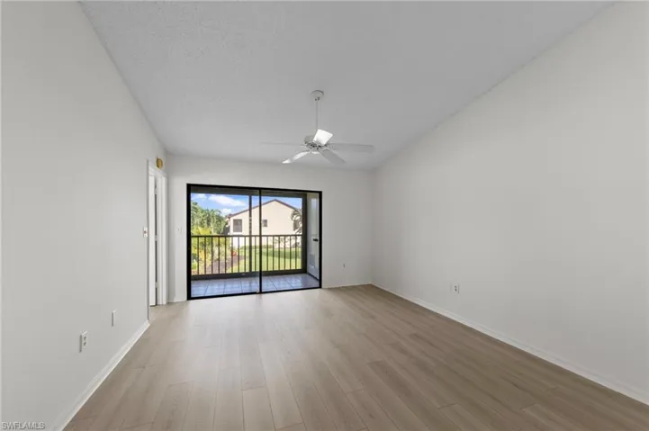 9265 Lake Park Dr 201, Fort Myers, Florida 33919