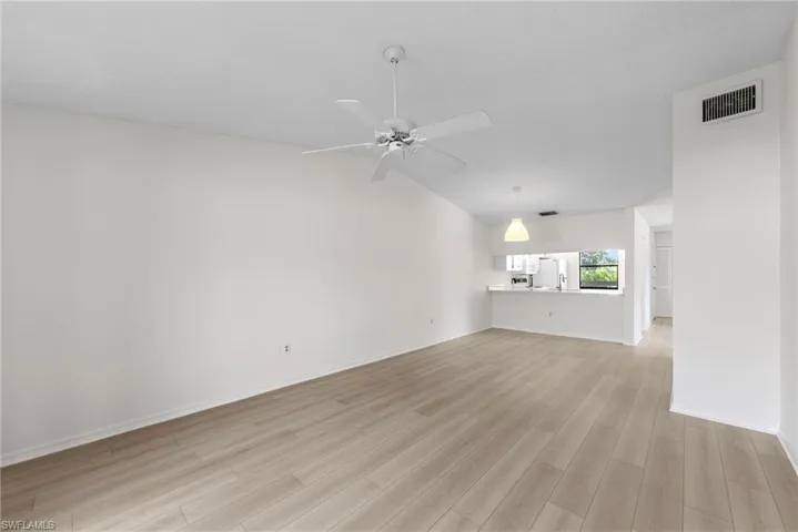 9265 Lake Park Dr 201, Fort Myers, Florida 33919