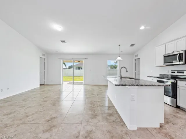 Plenty of natural light!
